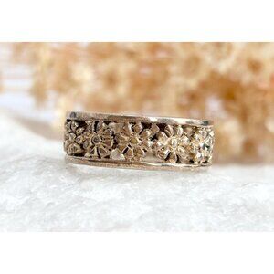 Daisy Floral Cutout Designed 925 Sterling Silver Vintage Ring - sz 9.25